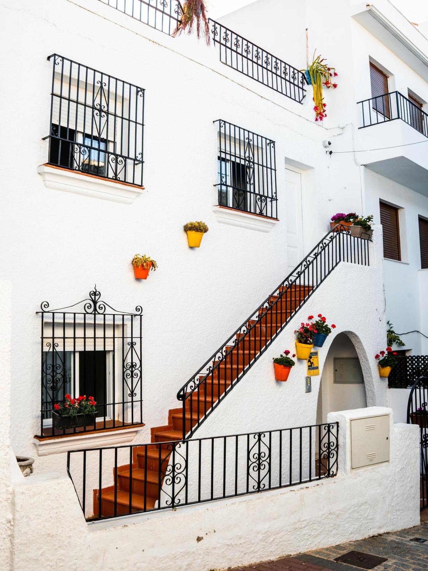 Escuela Village Marbella Exterior photo
